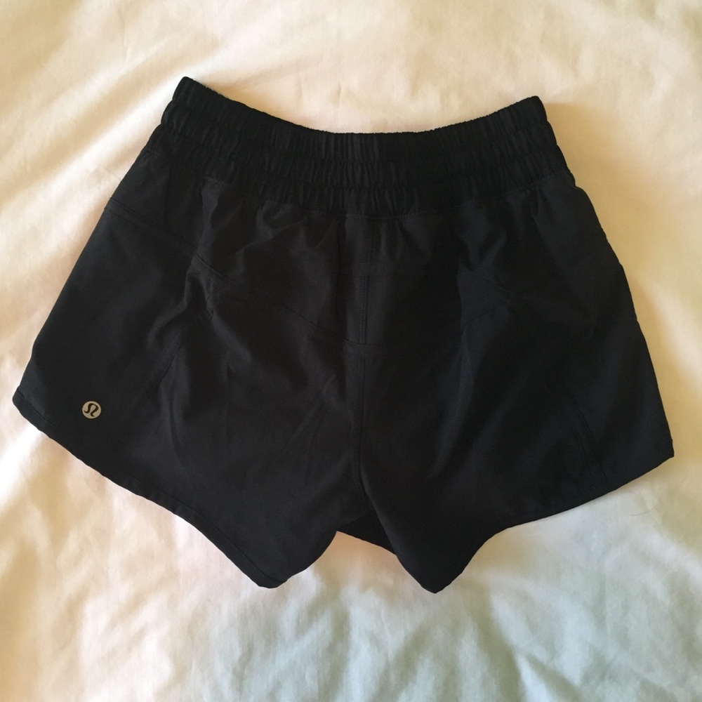 🔻SOLD ON MERC!🔻🆕 NWOT Lululemon Tracker Short 4 - Picture 4 of 5